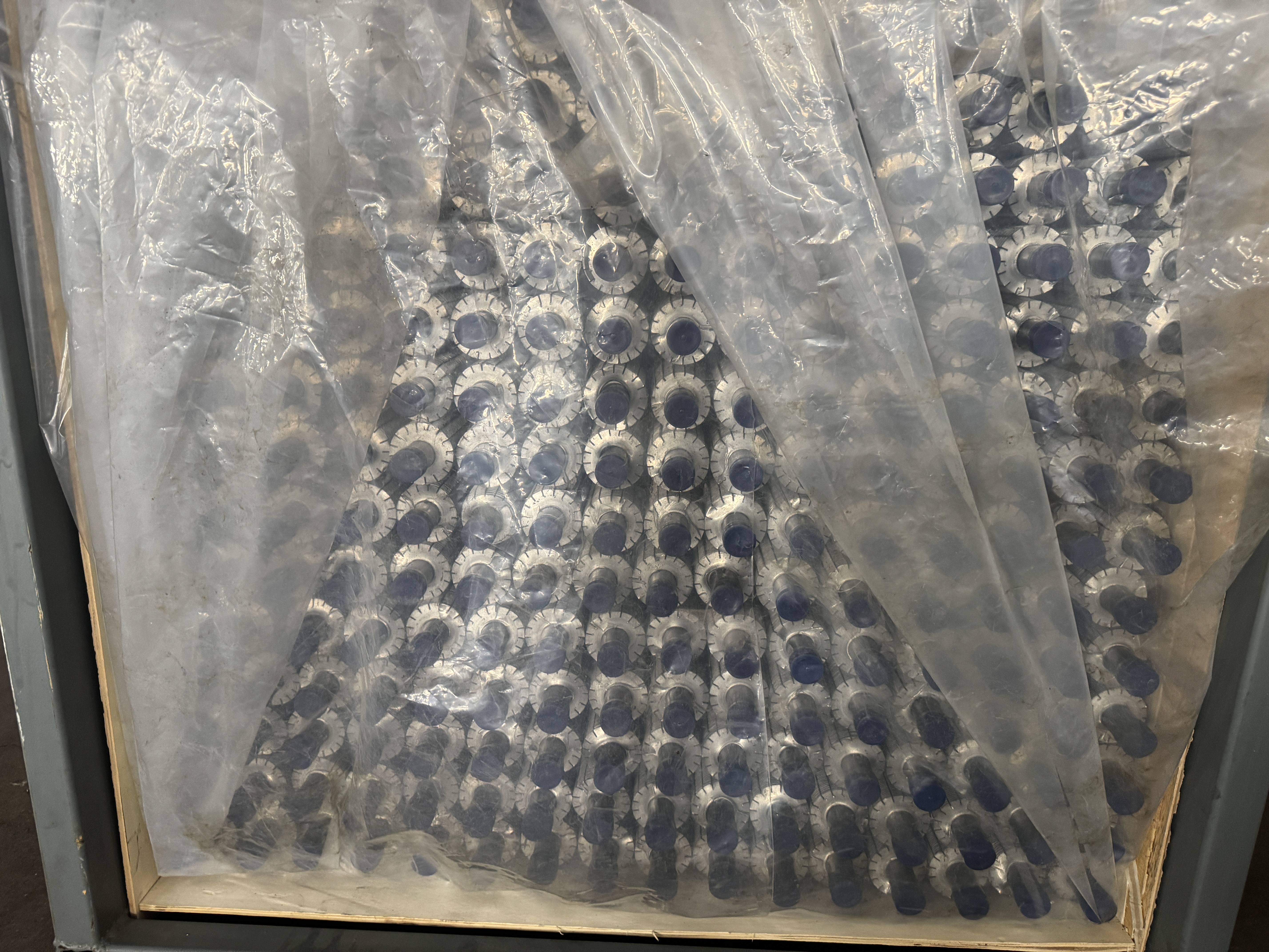 Latest company blogs about A batch of our toothed finned tubes was successfully shipped to the European market.